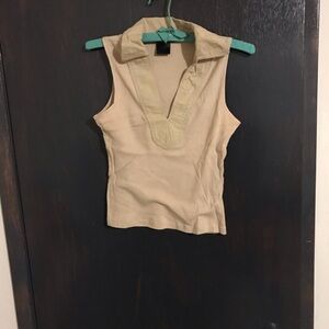 Ladies Medium Tops Set Of 3. $5.00 AS AN ADD ON